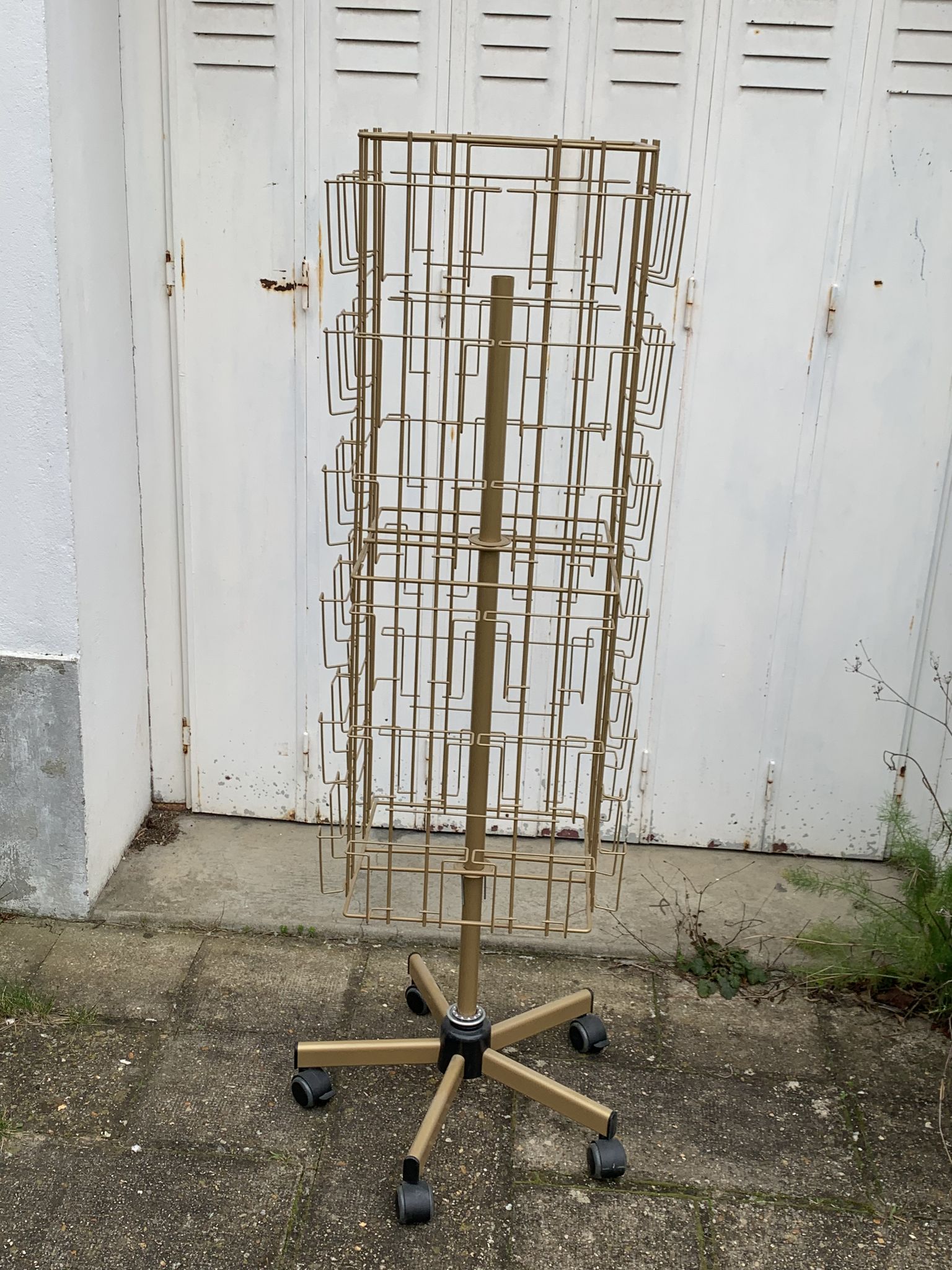 Card holder, gilded metal turnstile photo holder, industrial decoration