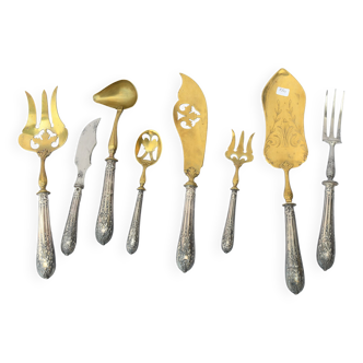 8 servative cutlery in silver metal