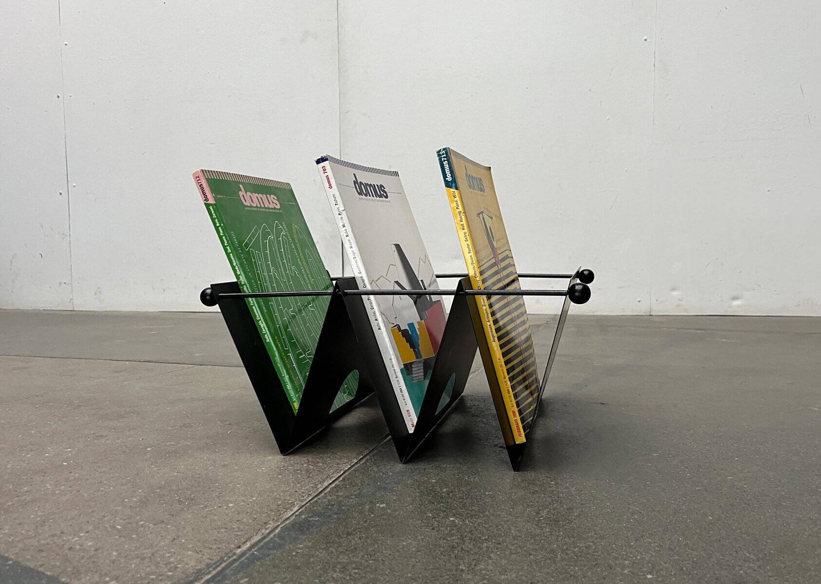 Postmodern Italian metal magazine rack, 1980s