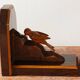 Paire de serres livres Art déco en bois représentant des oiseaux