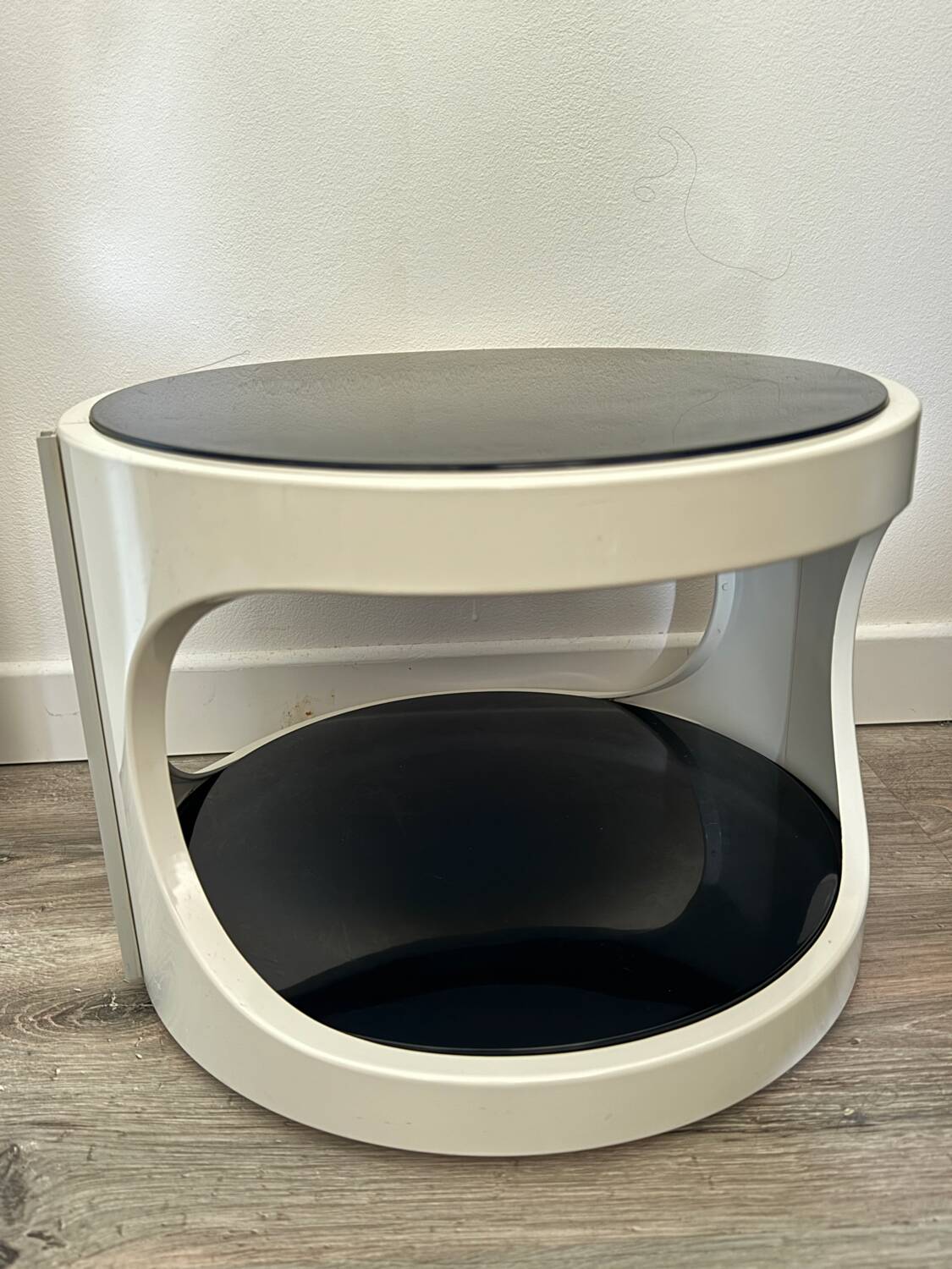 Table d’appoint vintage Flair