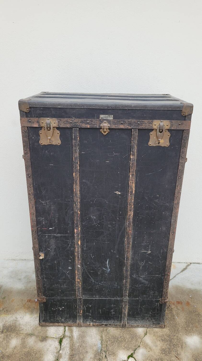 Malle cabine de la marque "La Malle Bernard" Paris -1900s