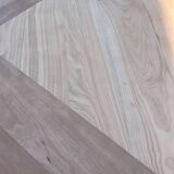 Extendable table in cherry wood