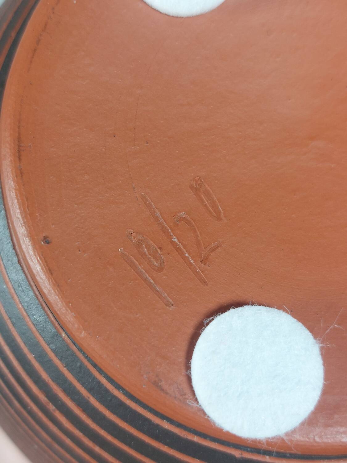 Ceramic vase decorated with vintage sgraffito by Rudi Stahl.