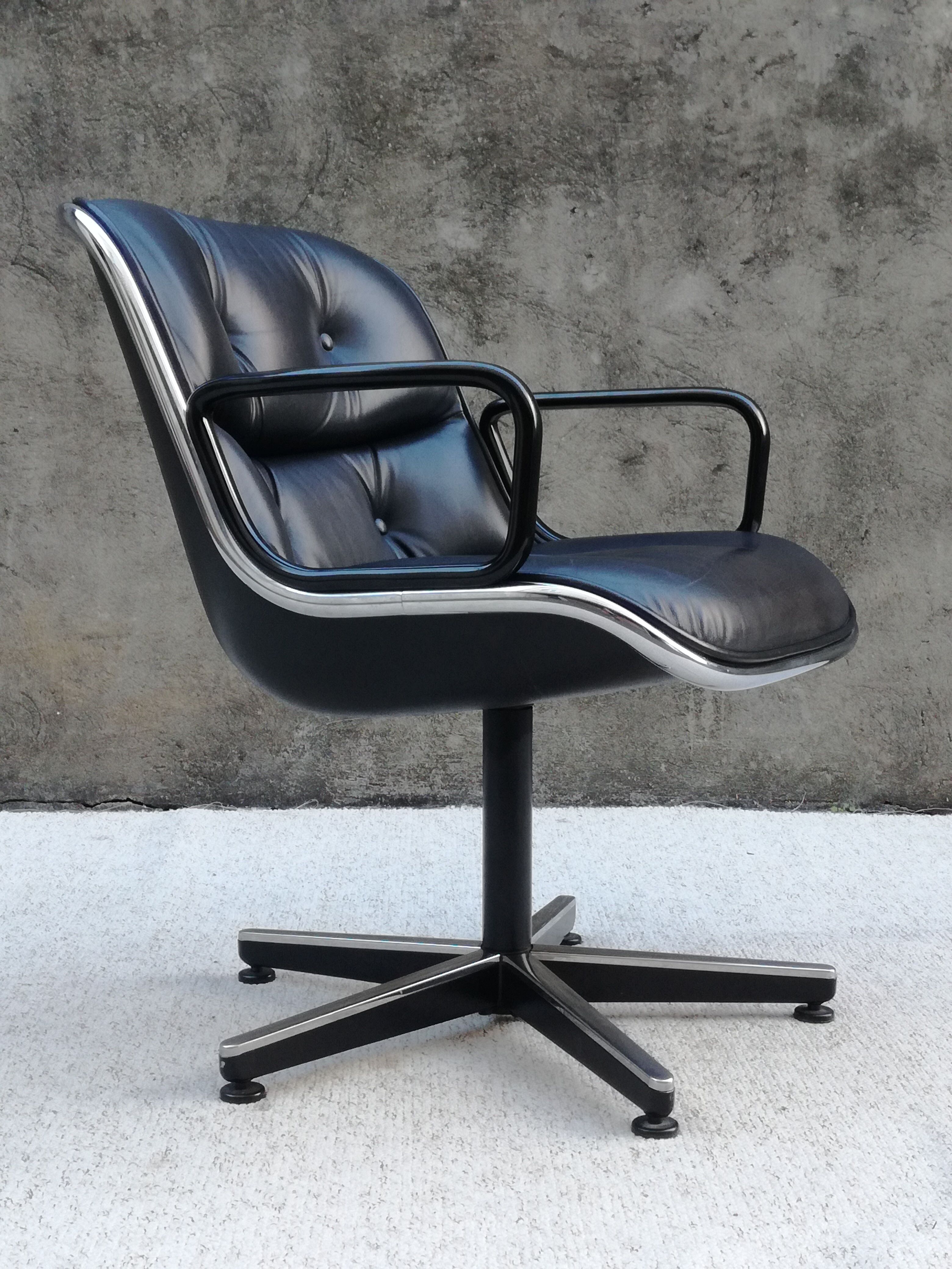 Executive model swivel chair by Charles Pollock edited by Knoll, 1970s