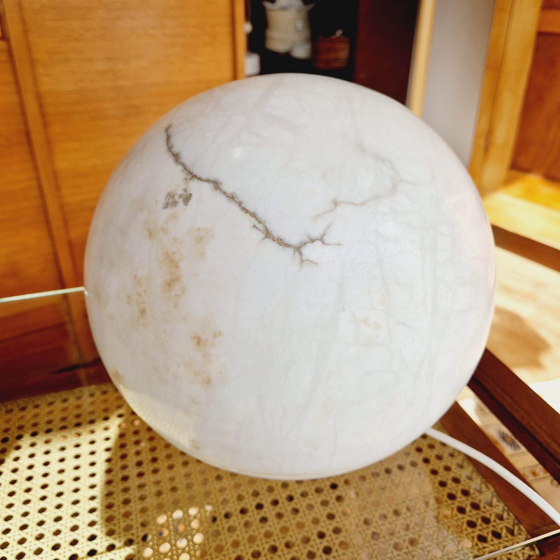 Marble ball lamp