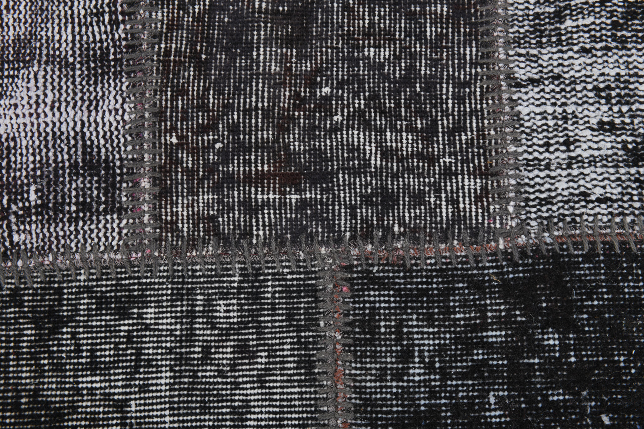 7x10 distressed black & gray vintage rug, 299x203cm