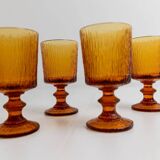 Lot of 4 vintage wine glasses from the 1970s, textured amber on a stem, design by Timo Sarpaneva for Iittala.