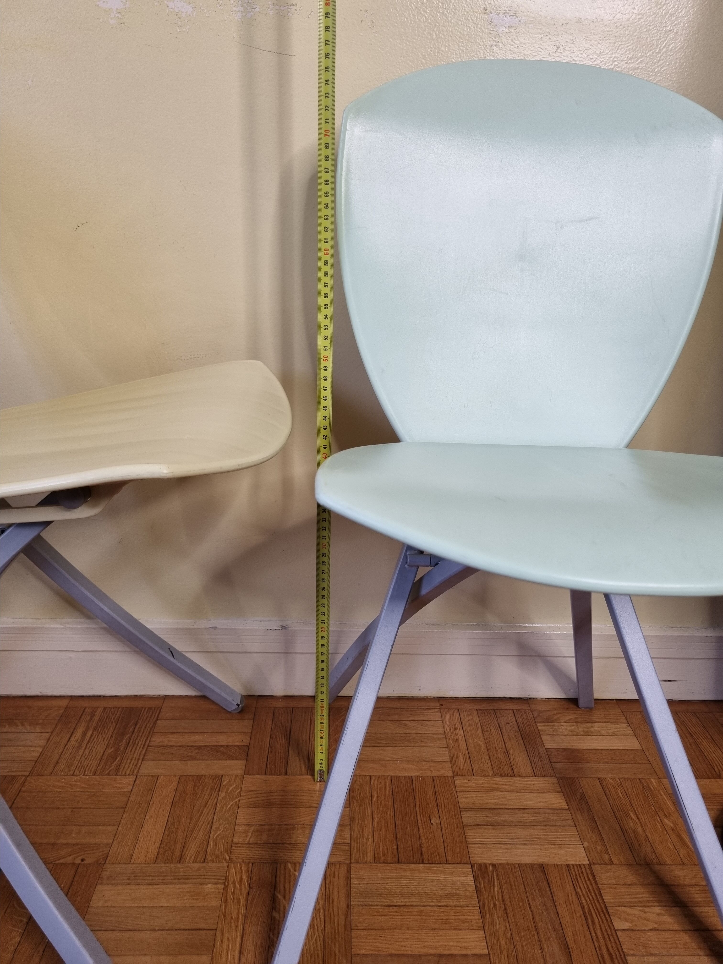 Pair of folding chairs viva, italian design, lucci orlandini for calligaris
