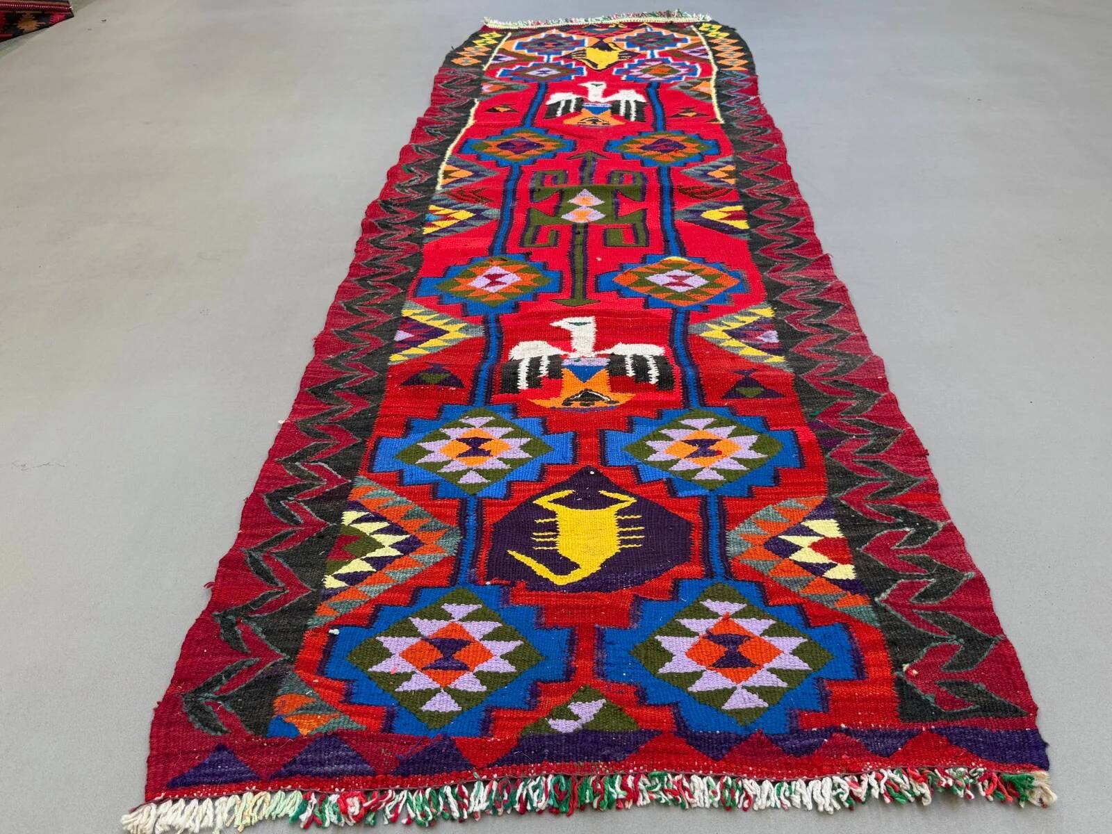 Turkish kilim runner 295x90 cm, vintage kelim rug, eagles and scorpions 2513