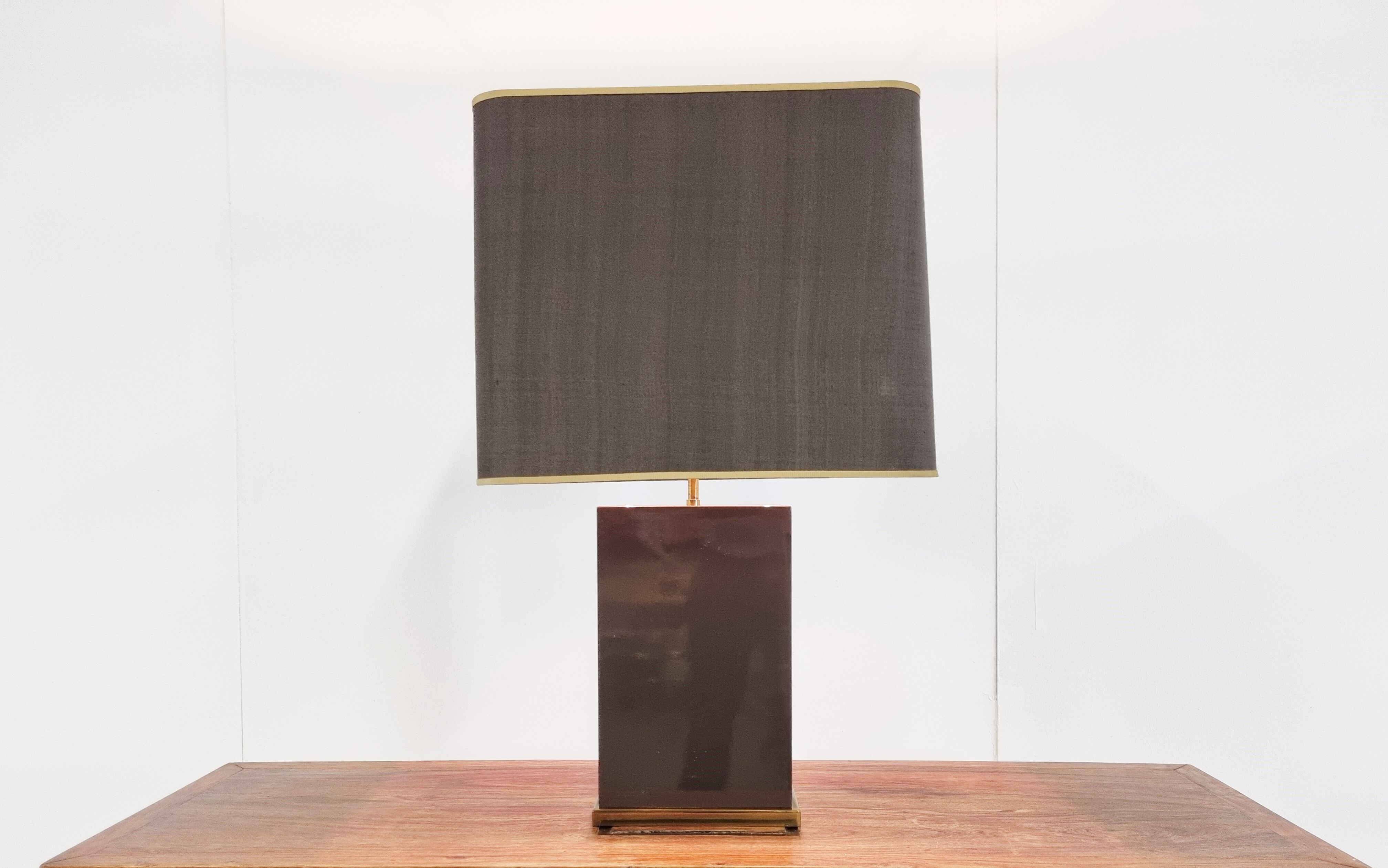 Vintage lacquered and brass table lamp, 1970s