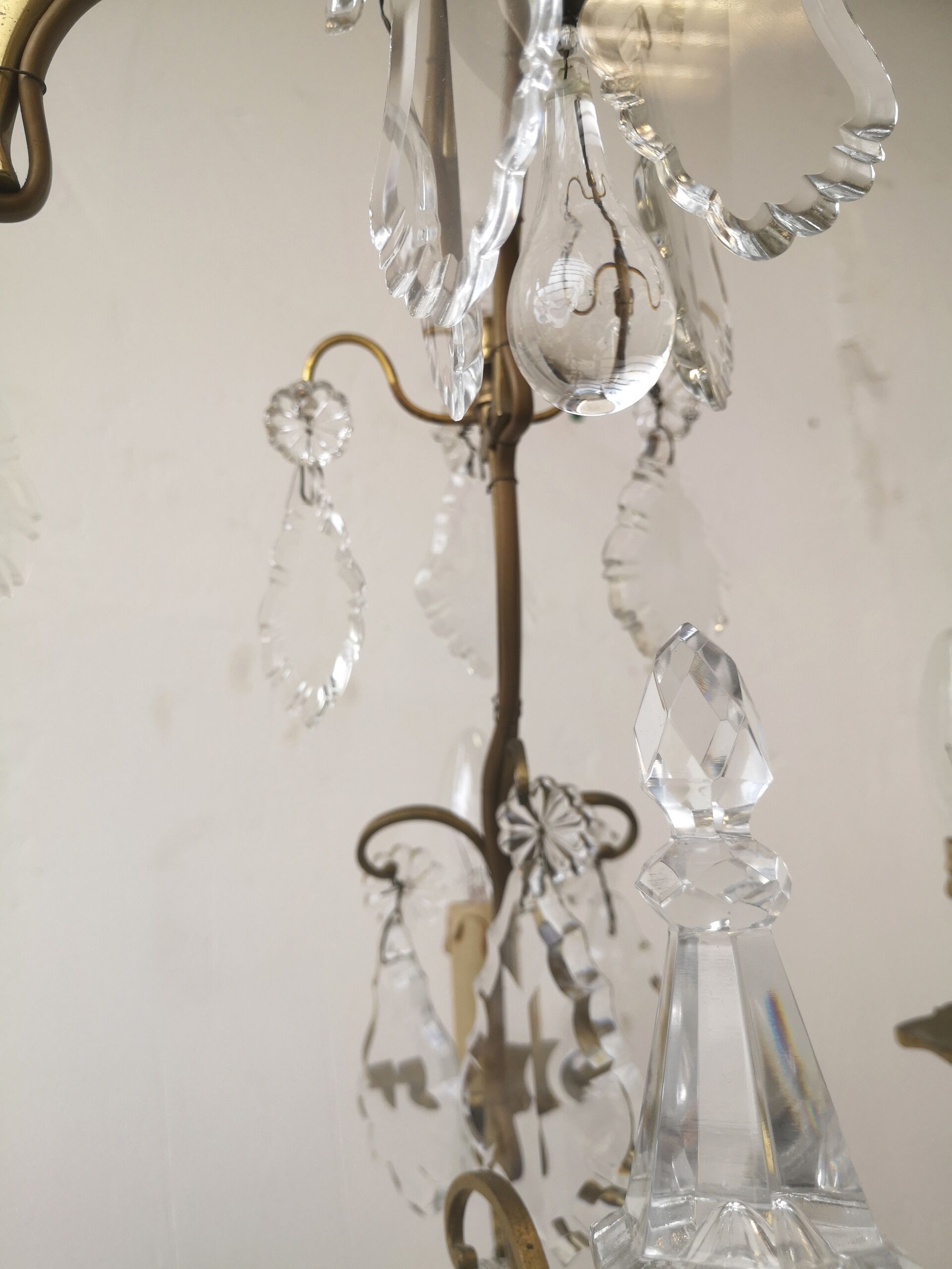 Lustre baccarat stamp cage 8 fires