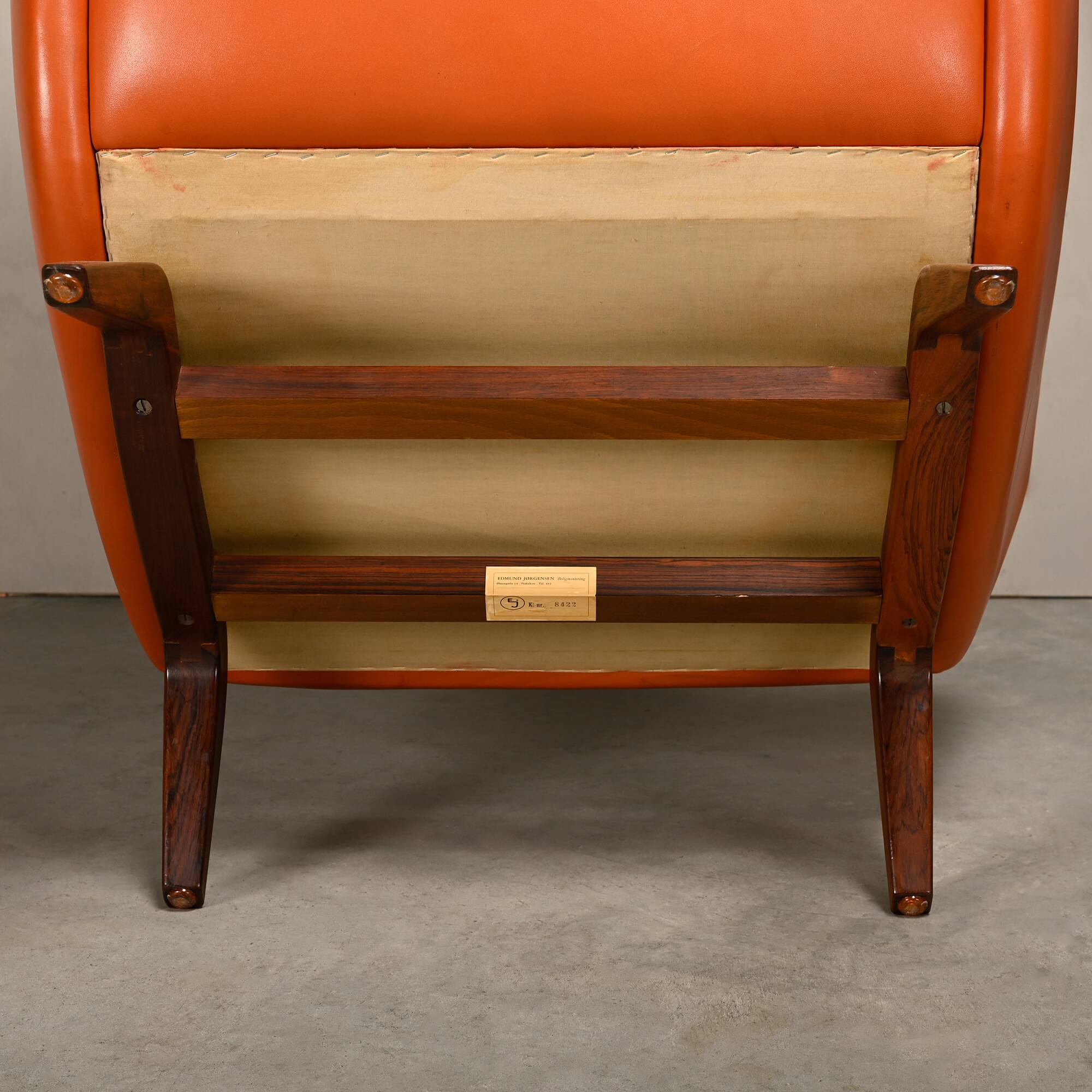 Illum Wikkelsø Wingback Armchair Model 110 in Cognac Leather, Denmark 1960s