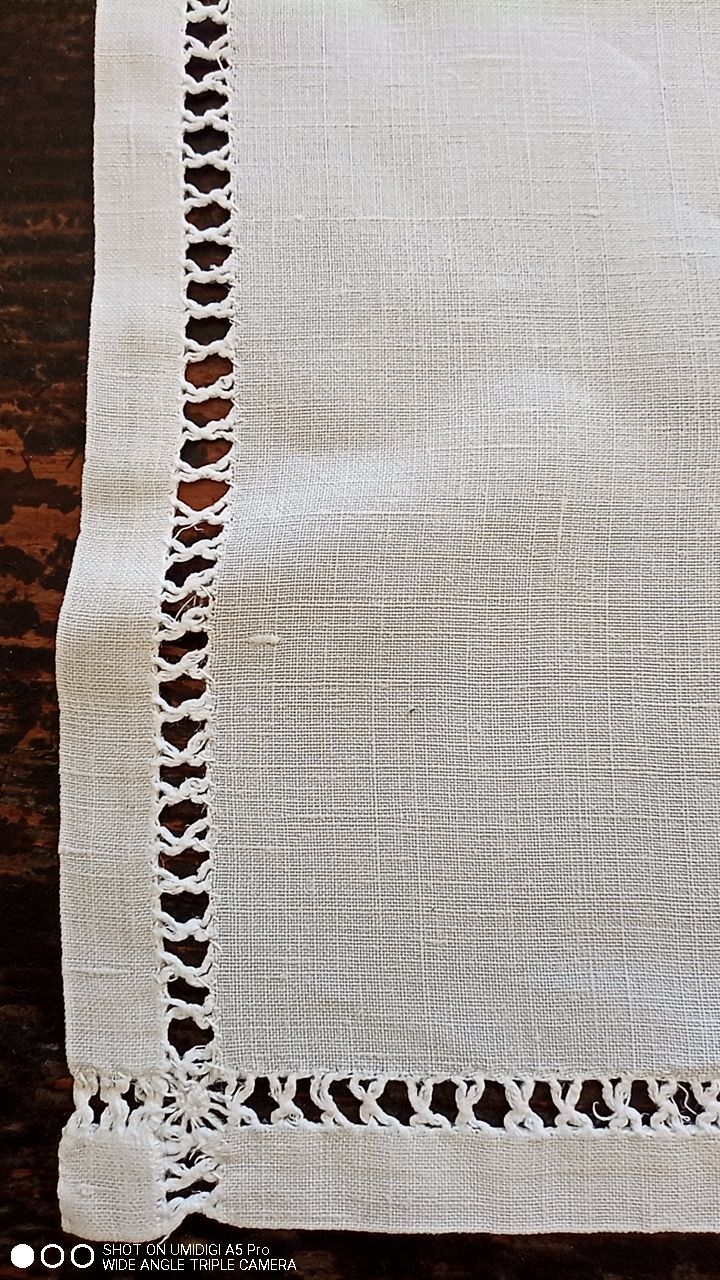 Old centerpiece - 44 x 67 cm