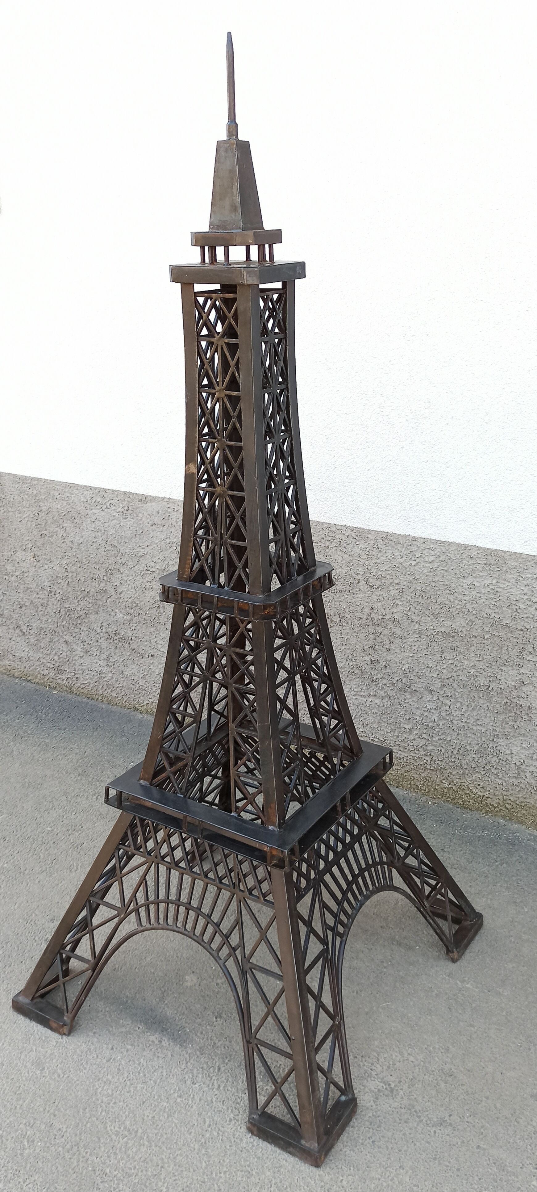 Tour Eiffel en acier 168cm