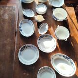 Service of 34 Pieces Wolves Mill and Orchies Hamage France 50s-60s