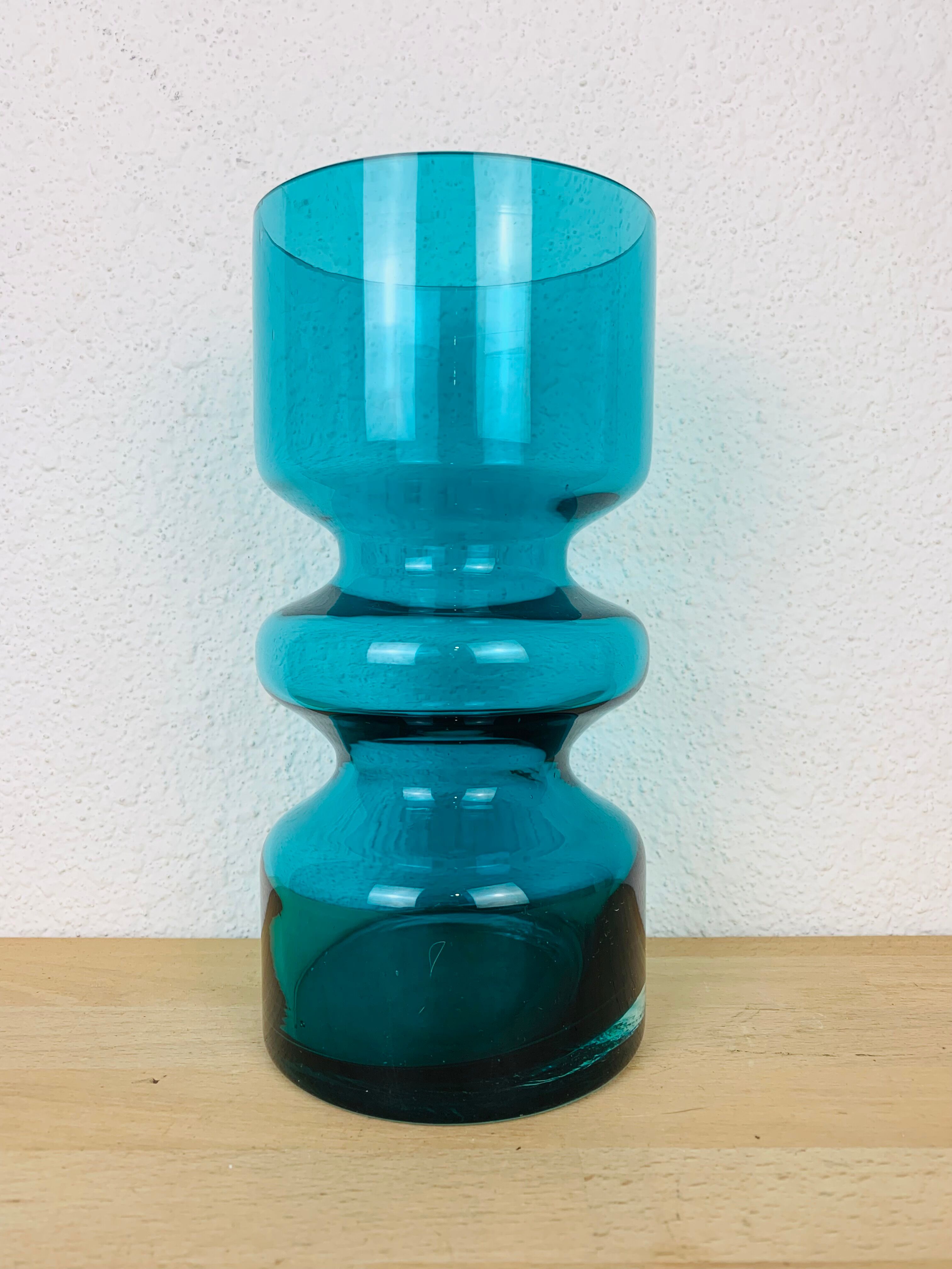 Scandinavian roll vase, riihimaki glass tamara aladdin