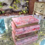 Jewelry box