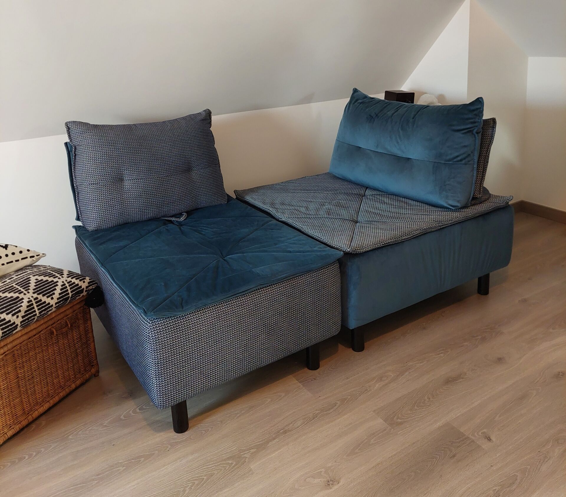 1 lot de 2 fauteuils design modulaires