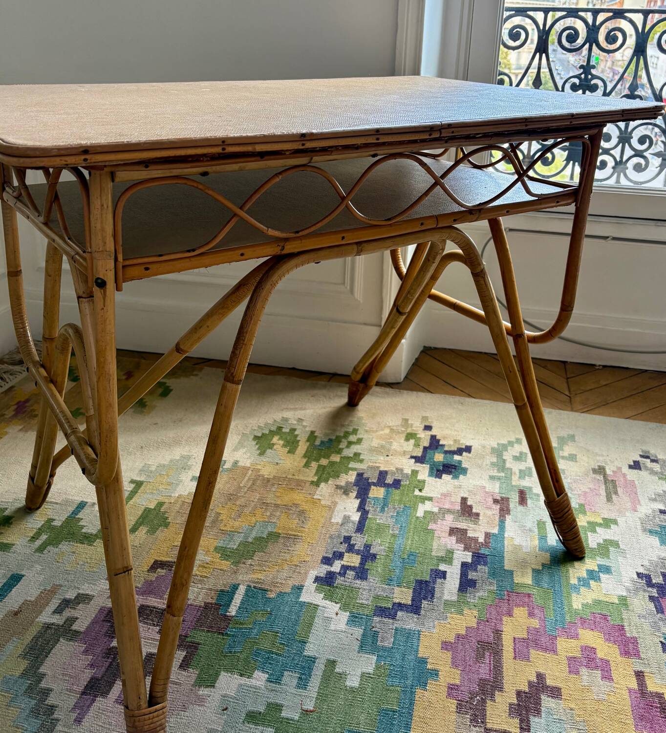 Vintage desk in rattan and bamboo from the 50s/60s.