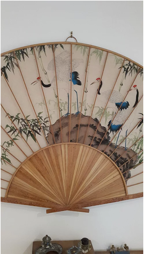 Giant decorative eventail