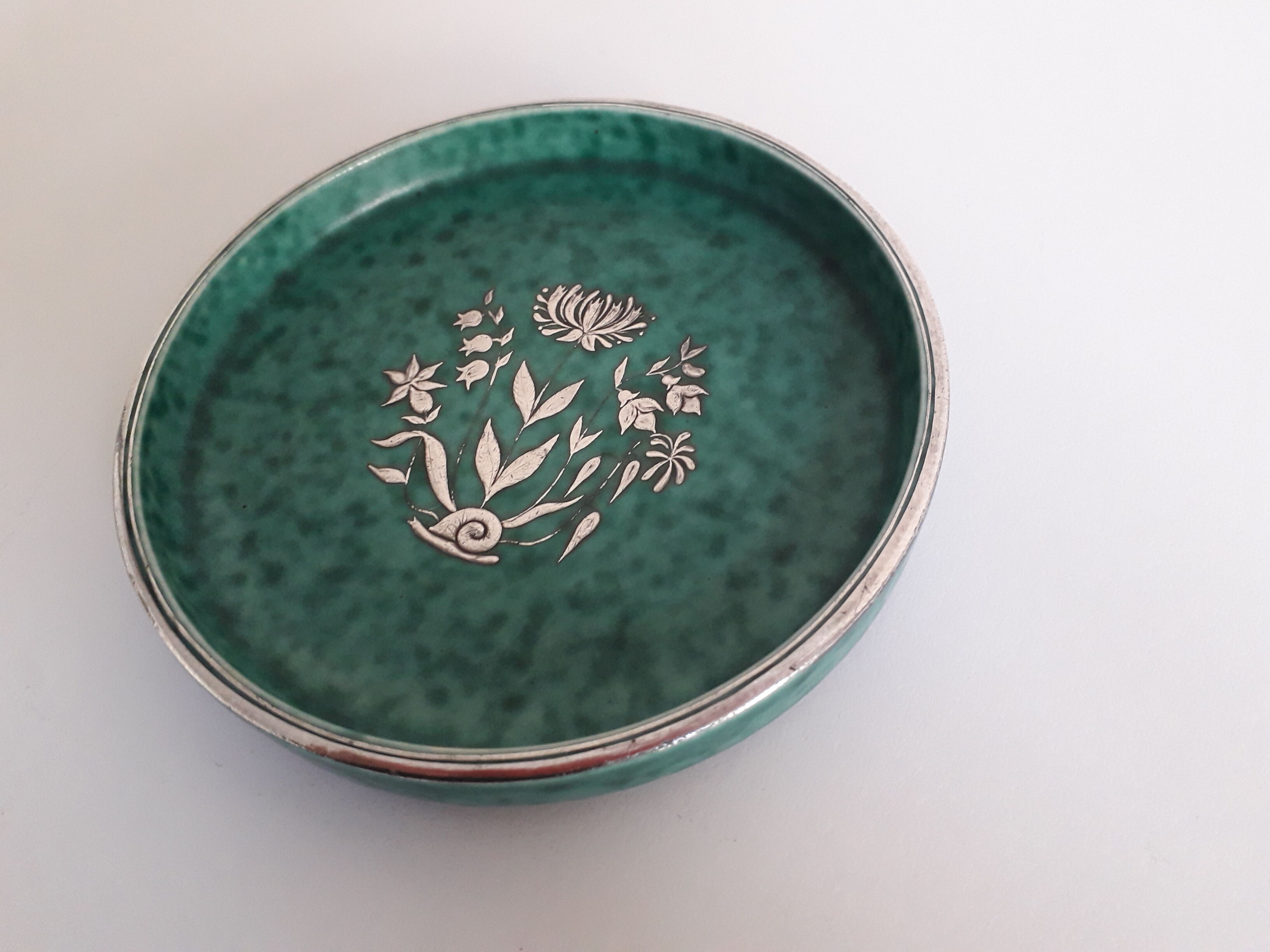 Ceramic cup or pocket tray by Wilhelm Kåge for gustavsberg Sweden