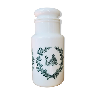 Apothecary pot