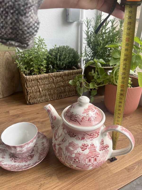 Théière Churchill rose