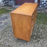 Vintage chest of drawers