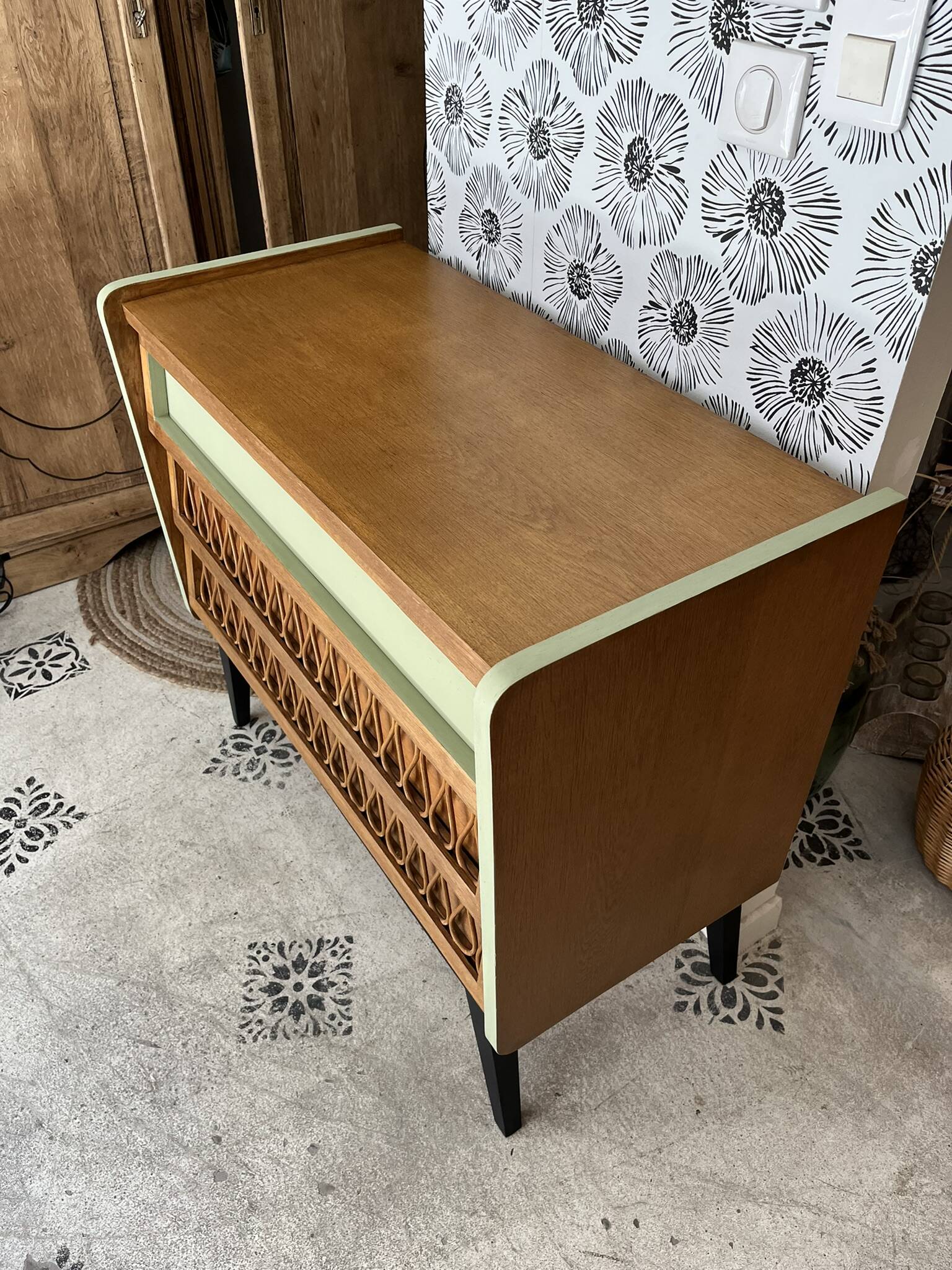 Commode en bois de style scandinave, années 50-70
