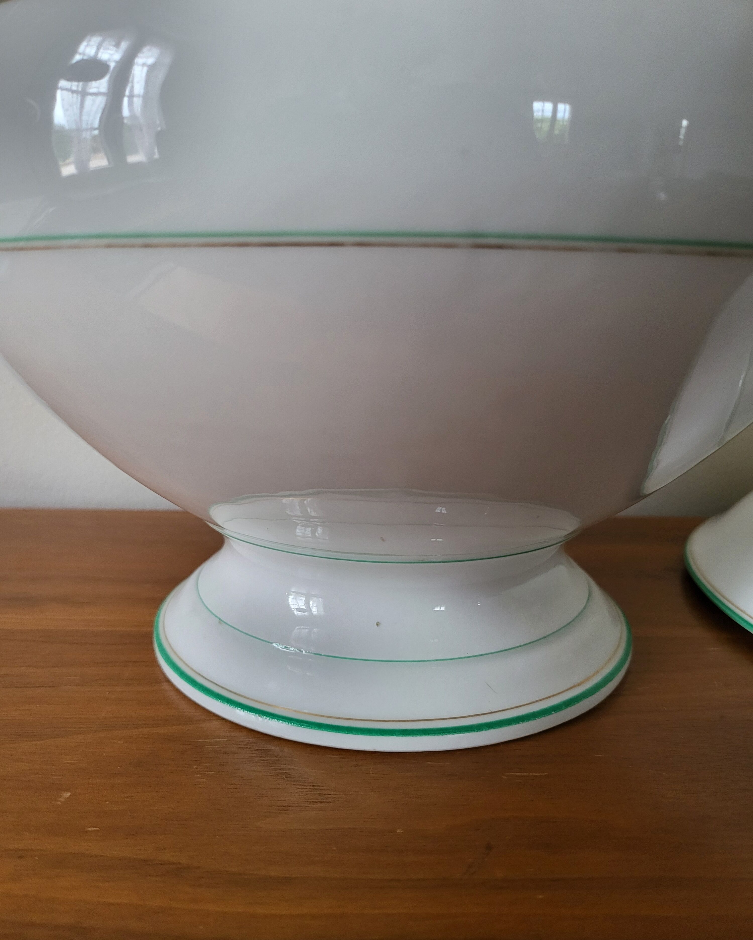 Antique Soup Tureen in Old Paris Porcelain