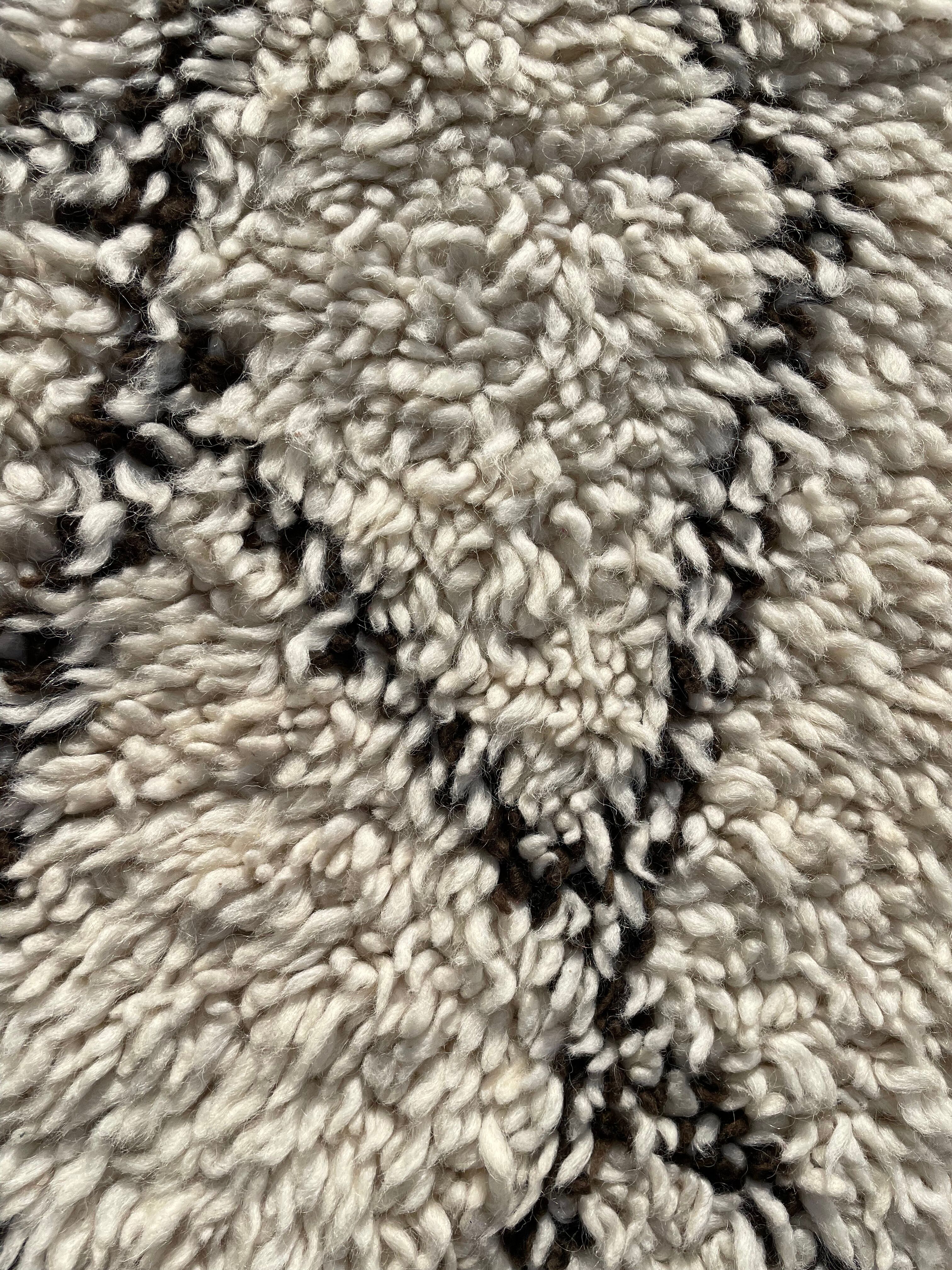 Long Berber hallway carpet Beni Ourain in wool 110x310 cm