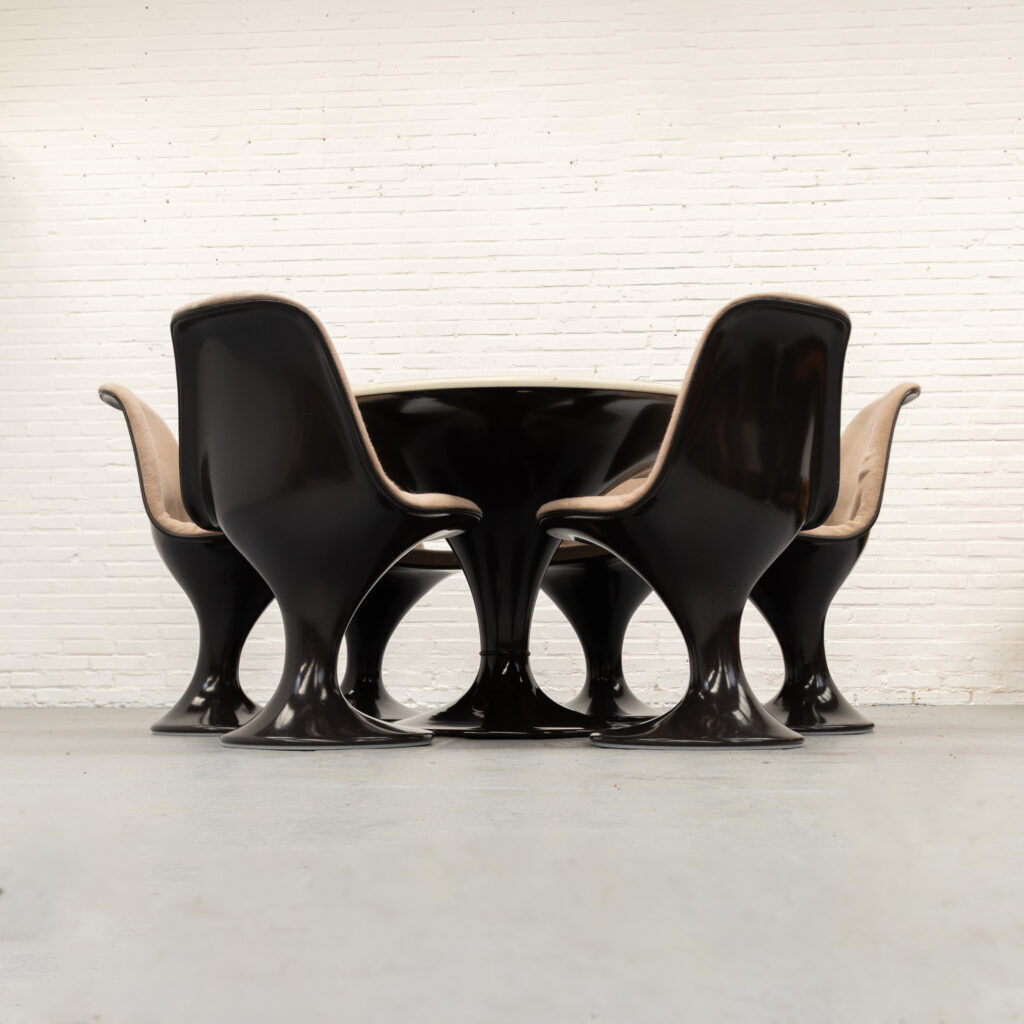 Ensemble de salle à manger Orbit Herman Miller des années 1970