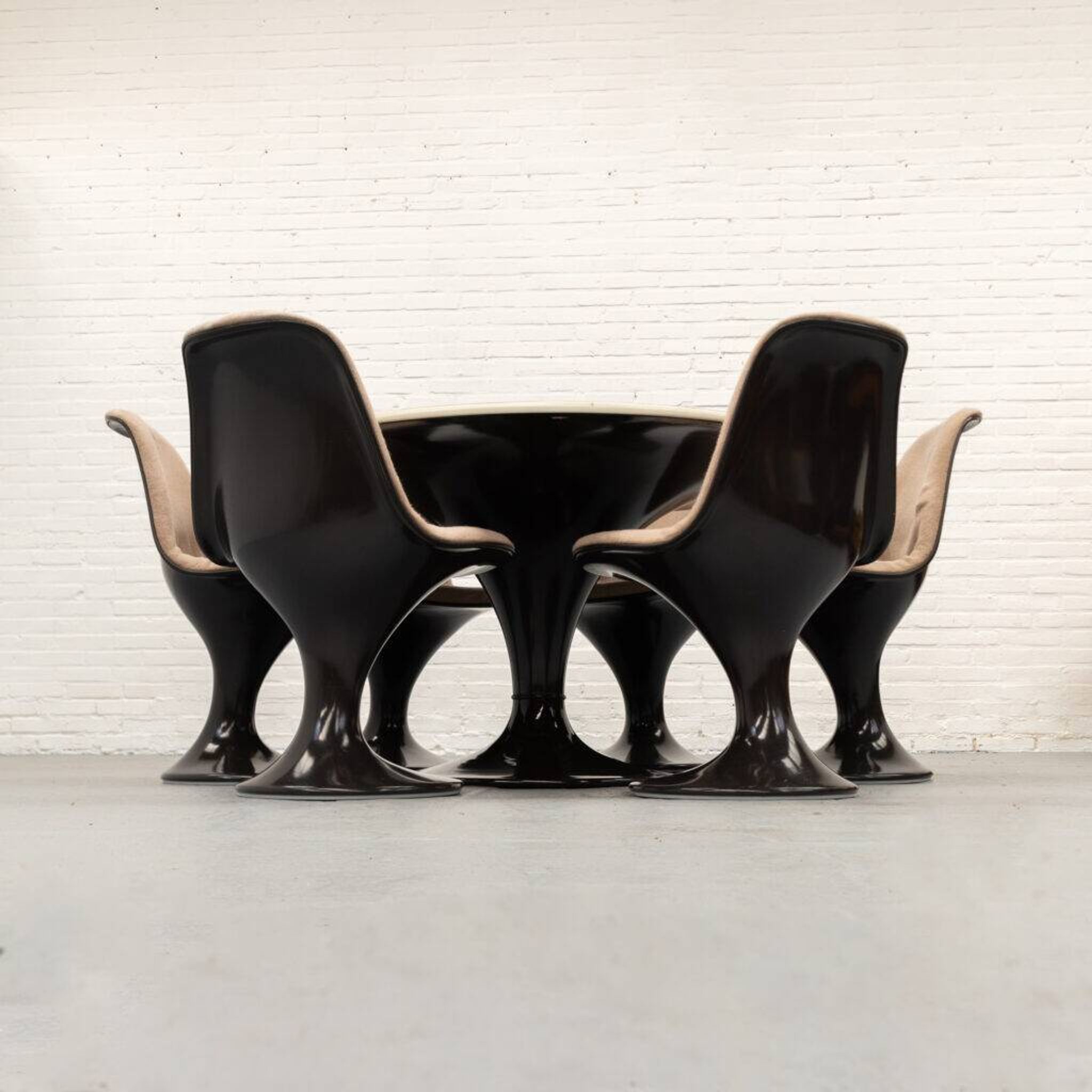 Orbit dining set Herman Miller 1970s