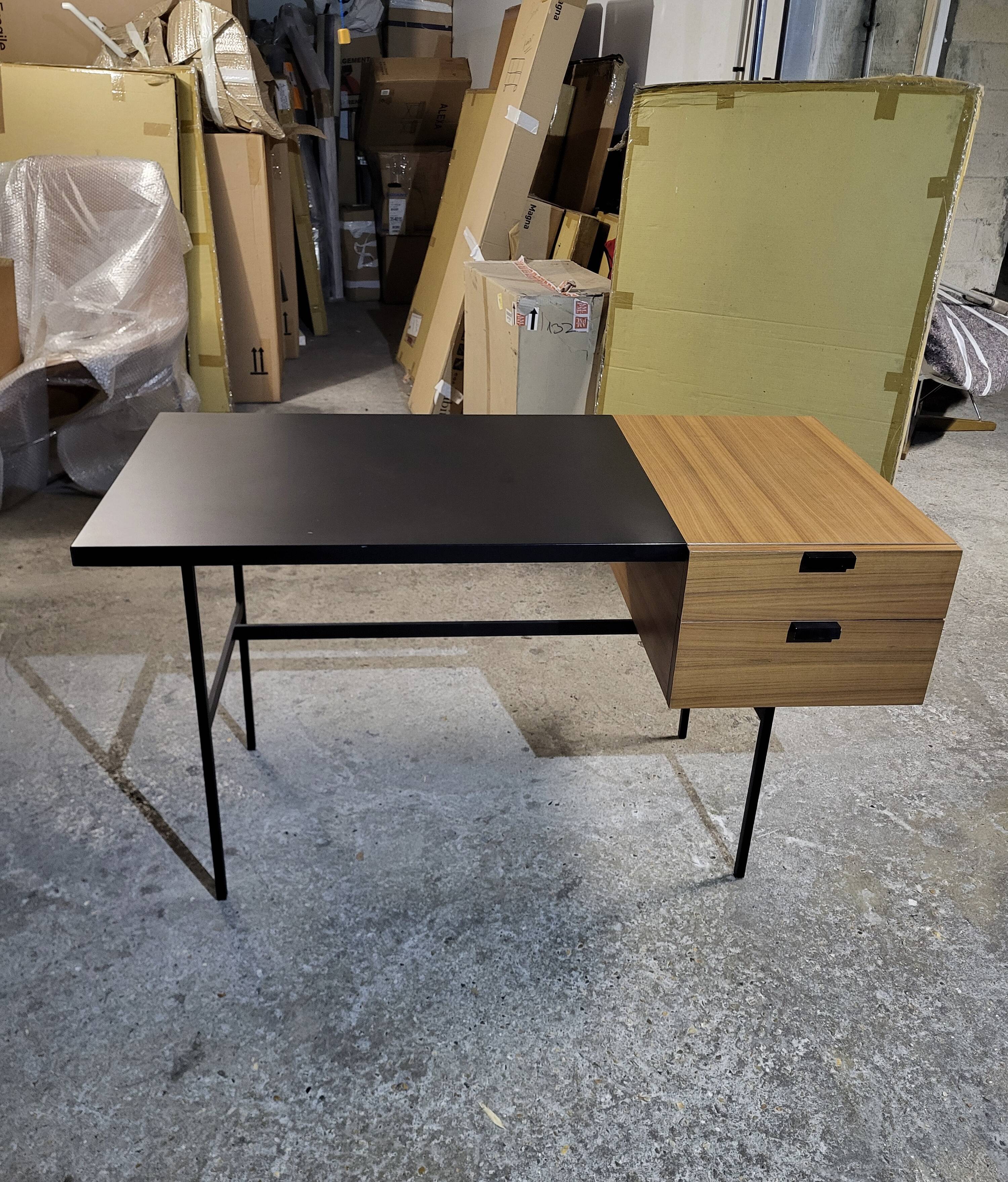 Pierre Paulin Office / Ligne Roset "Tanis"