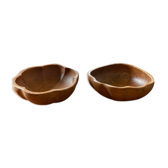 Cups in teak