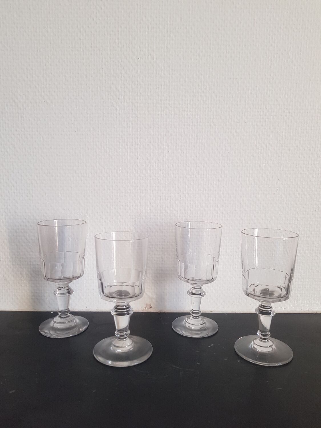 Mirabeau model wine glass