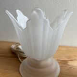 Vintage tulip glass flower lamp