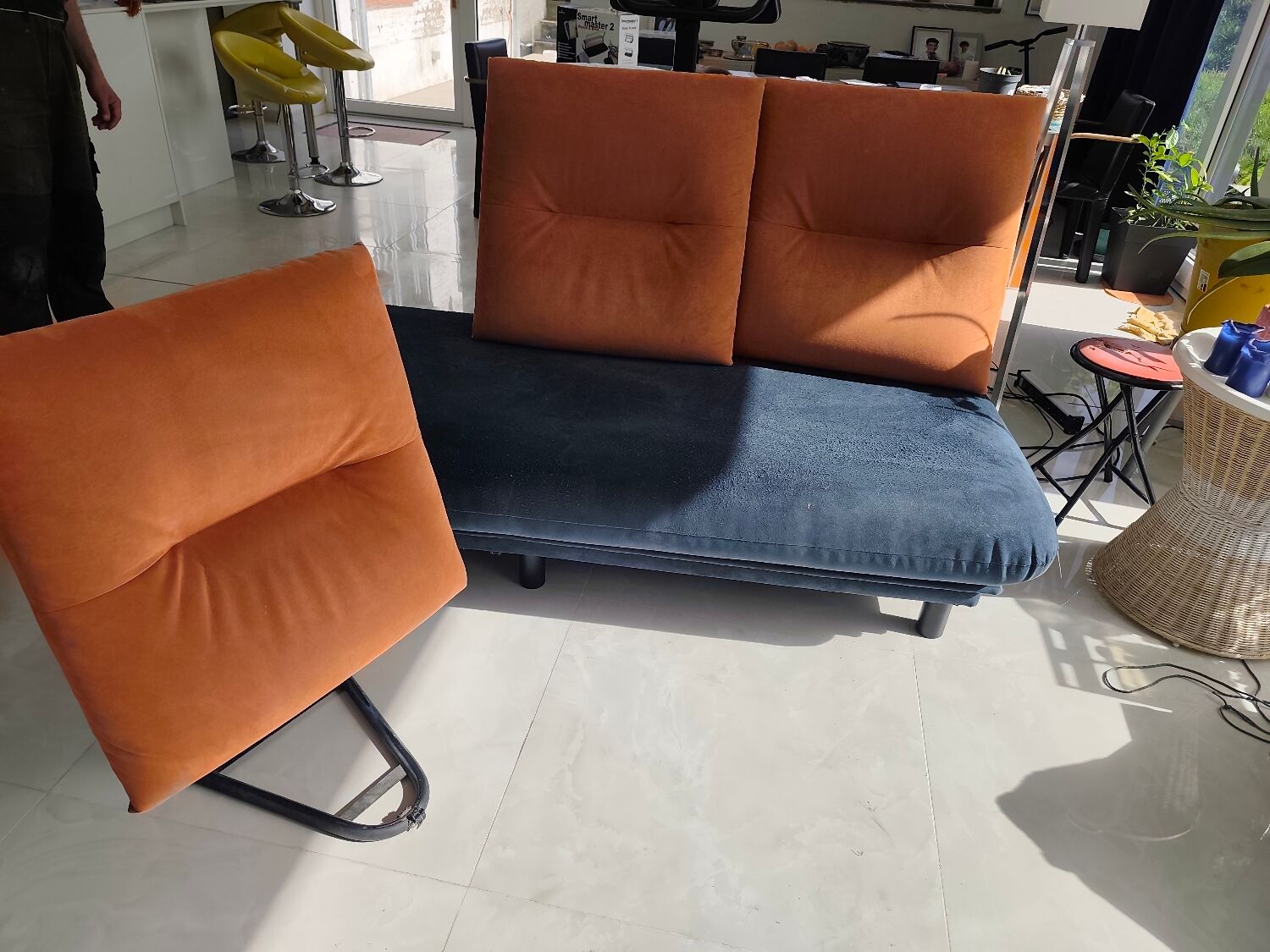 Convertible day-bed design sofa