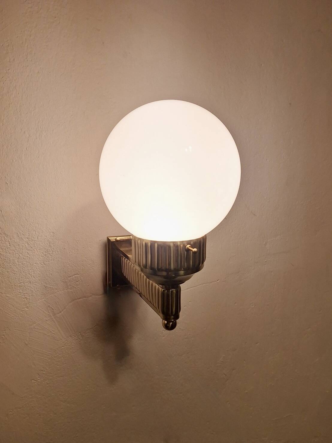 Pair of Astoria brass wall lights by Josef Hoffmann, WOKA Vienna re-edition