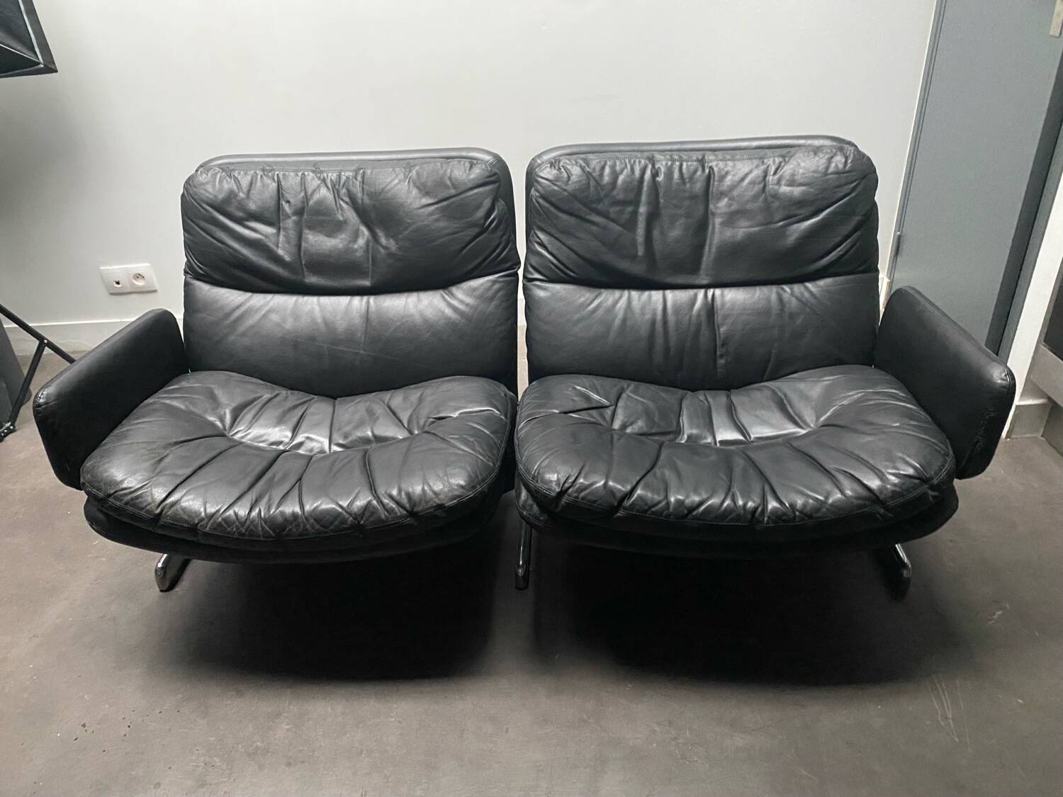 Armchair and sandwich sofa set by Ammannati & Vitelli for Brunati.