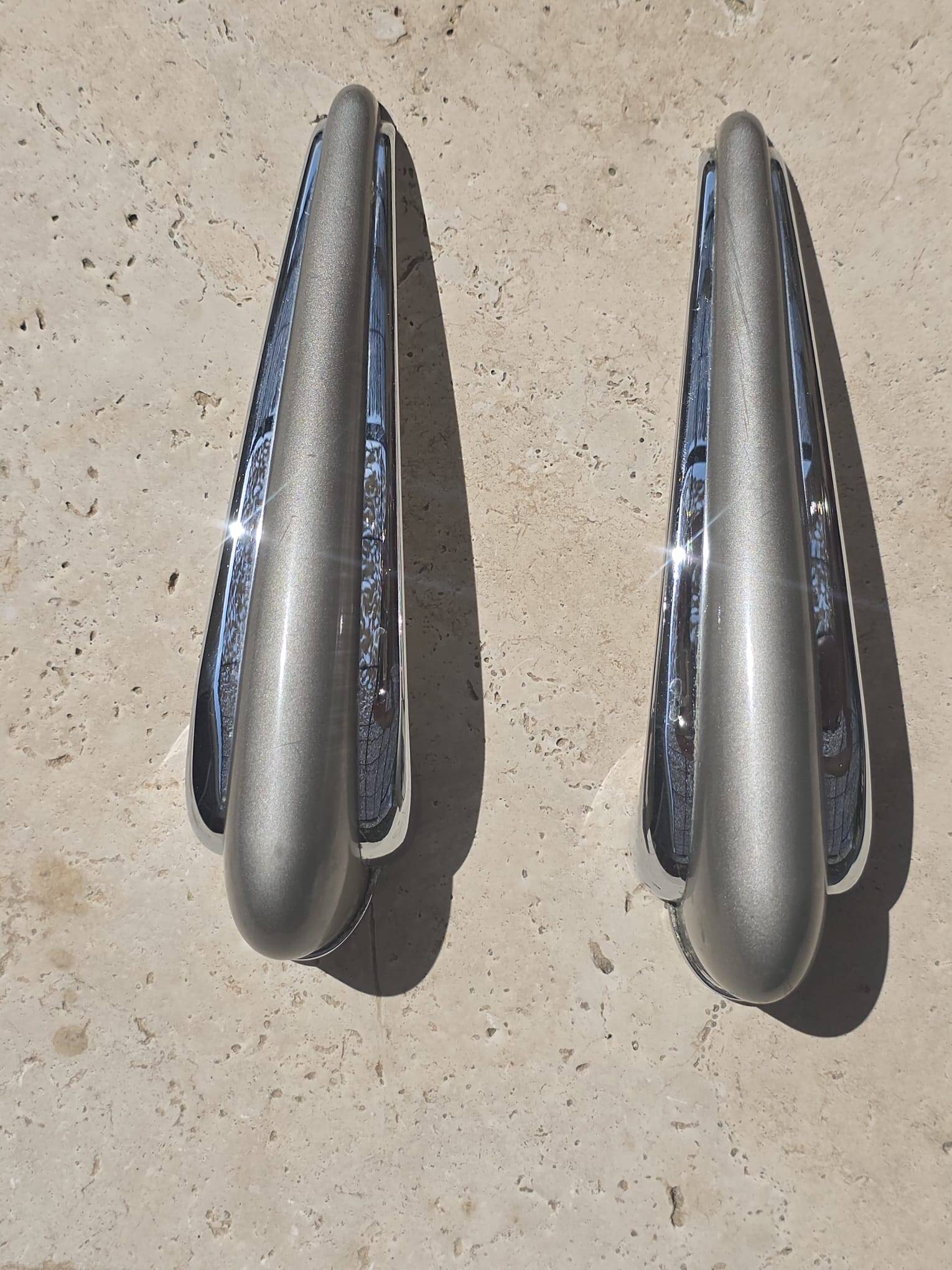 Retro style handles