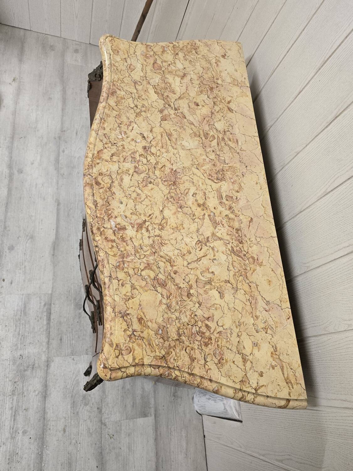 Louis XV style chest of drawers in rosewood