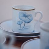 Lot de 8 tasses et soucoupes Deshoulieres porcelaine de Limoges