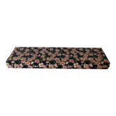 Ancienne boite de mercerie en tissu a fleurs
