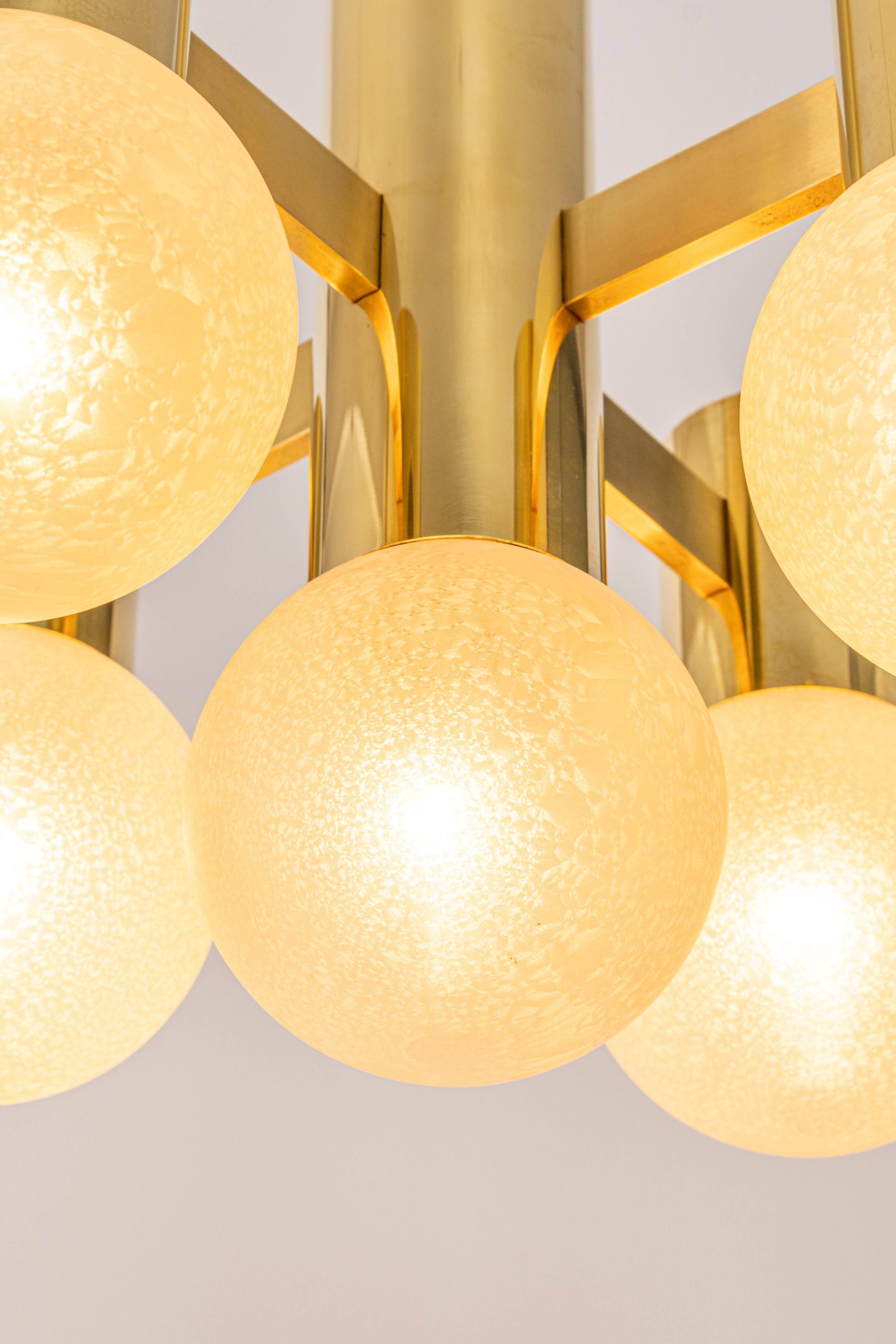 Sciolari chandelier in brass, Italy, 1960s.