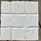 6 serviettes carrées lin mb brodé main dans l’angle