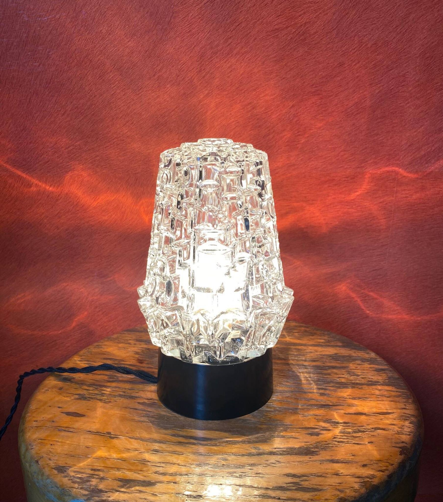 Lampe de chevte en verre à poser vintage