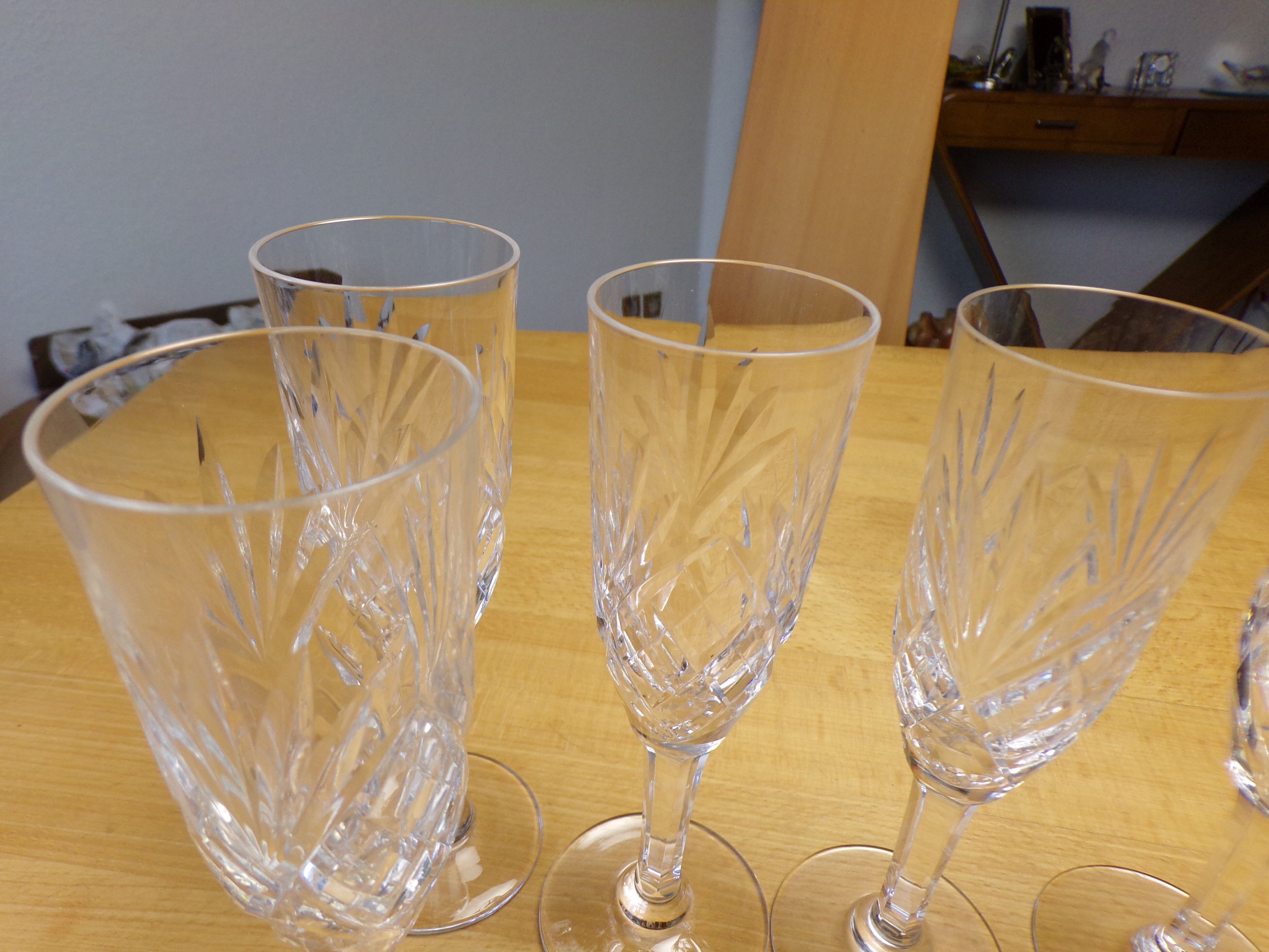 4 flutes à champagne en cristal de Saint louis modele Chantilly