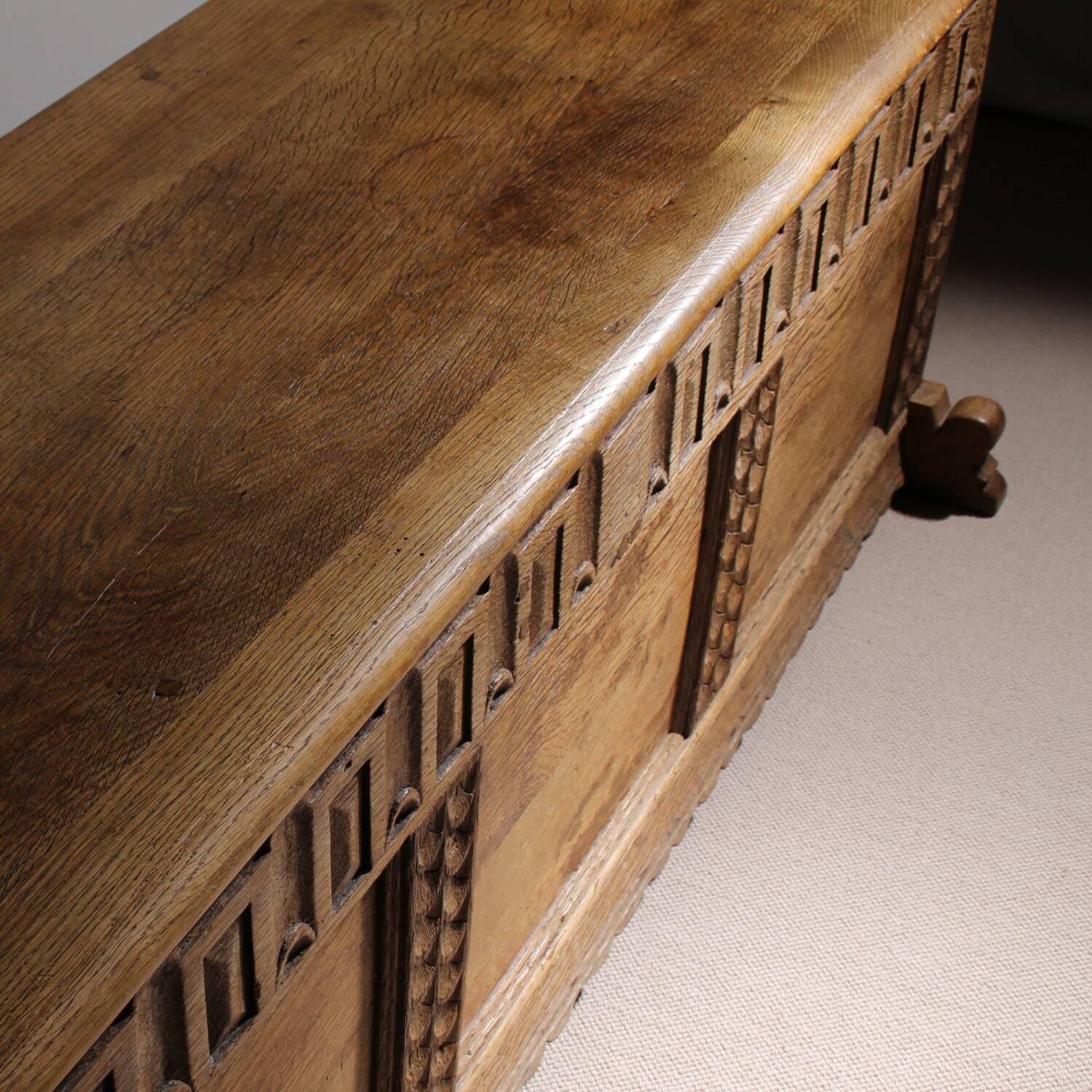 Handcrafted Solid Oak Chest with Rustic Carvings | Germany
